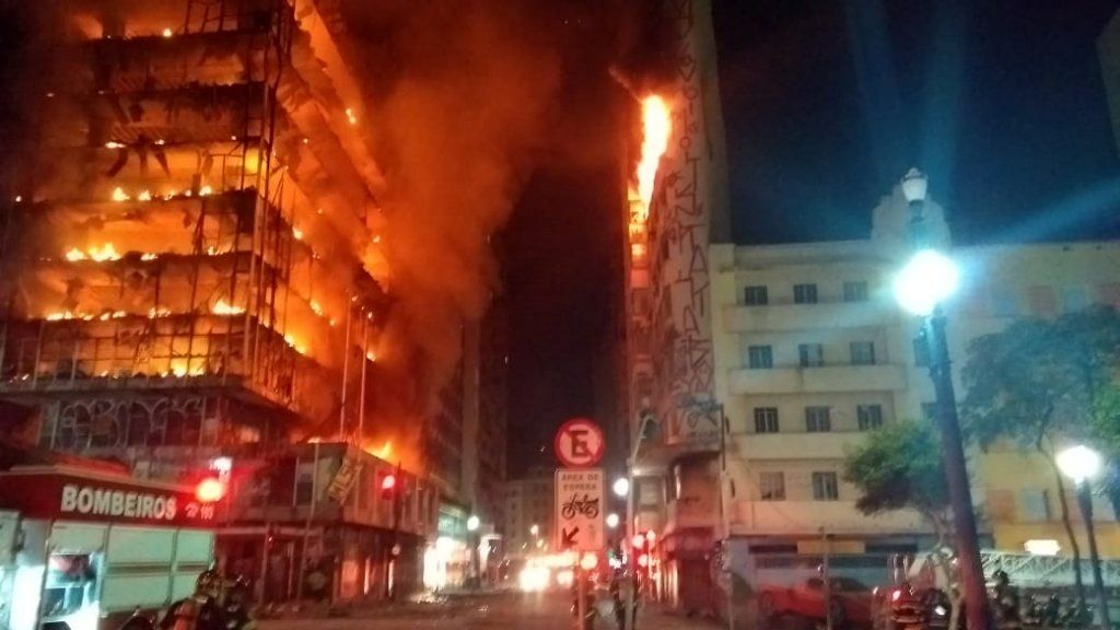 Incendio y derrumbe de edificio deja varios desaparecidos en Brasil - brasil-edificio-incendio