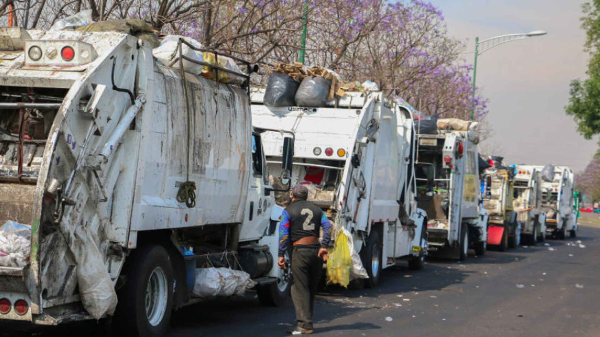 Mata a su suegro, lo confiesa a su esposa e intenta huir
