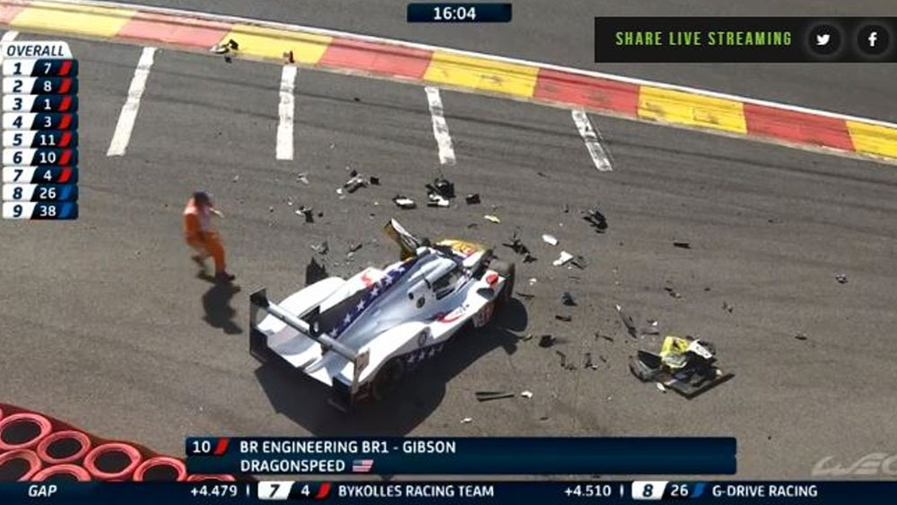 #Video Piloto sufre fracturas en ambas piernas tras choque #Video Piloto sufre fracturas en ambas piernas tras choque