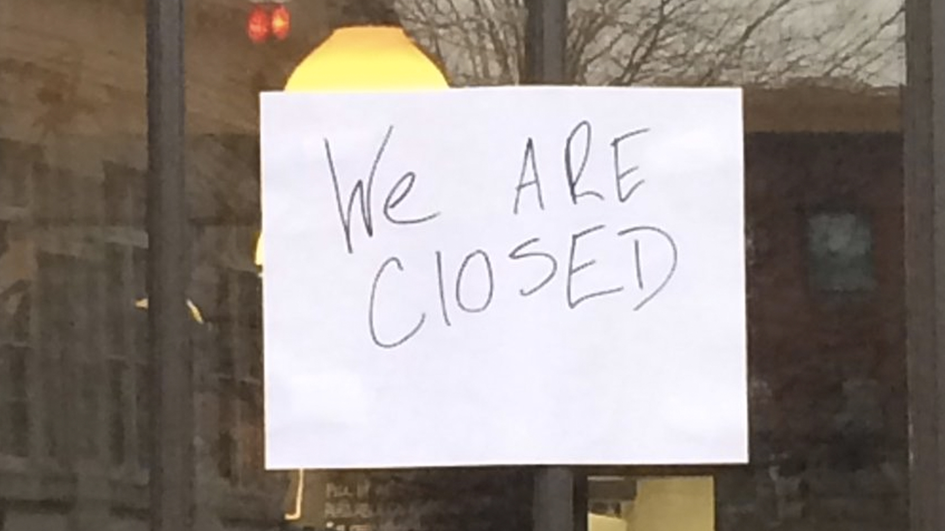 Starbucks cerrará en todo EE.UU. para ofrecer capacitación contra racismo a trabajadores - cierre-starbucks