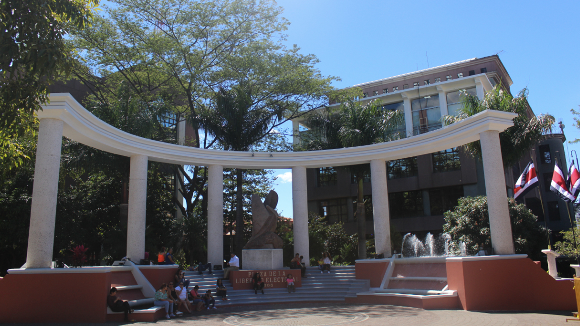 Costa Rica aprueba cambio de nombre por identidad de género