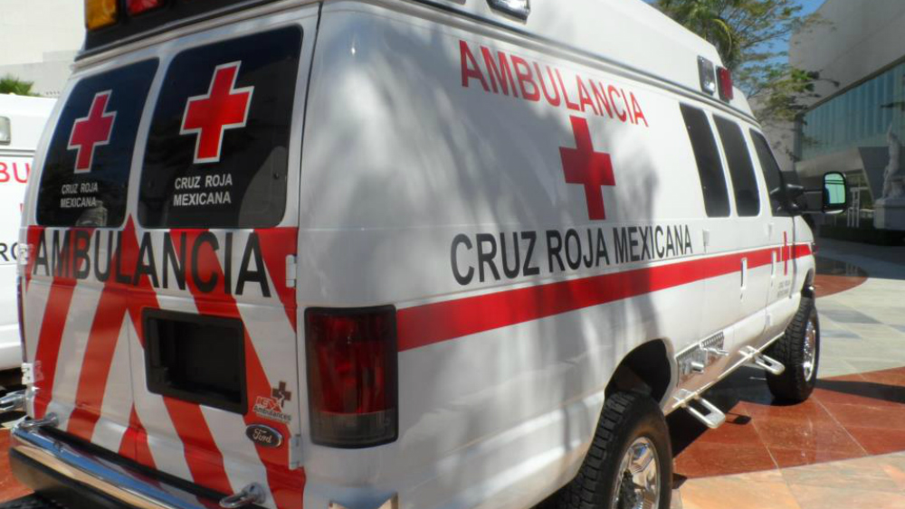 Niño atropella en moto a una menor de 12 años en Durango