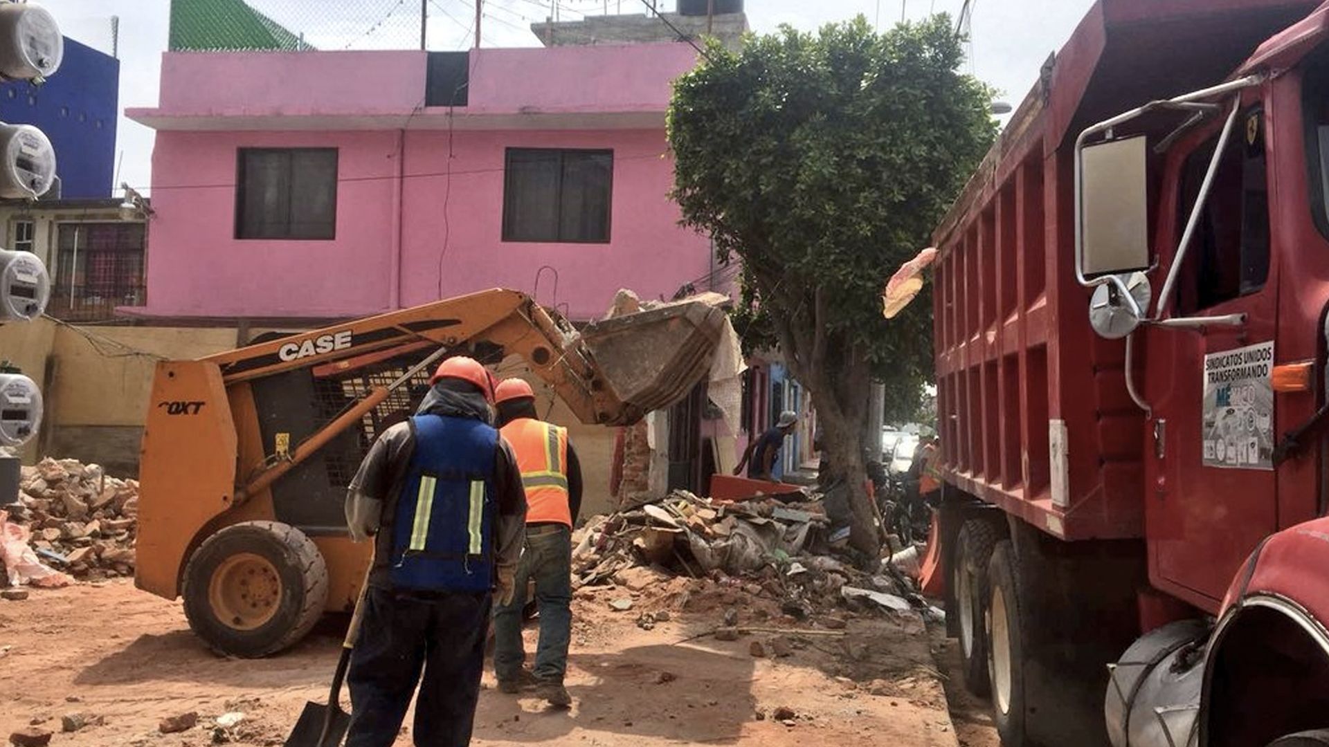 Concluye demolición de inmueble dañado por sismo en GAM