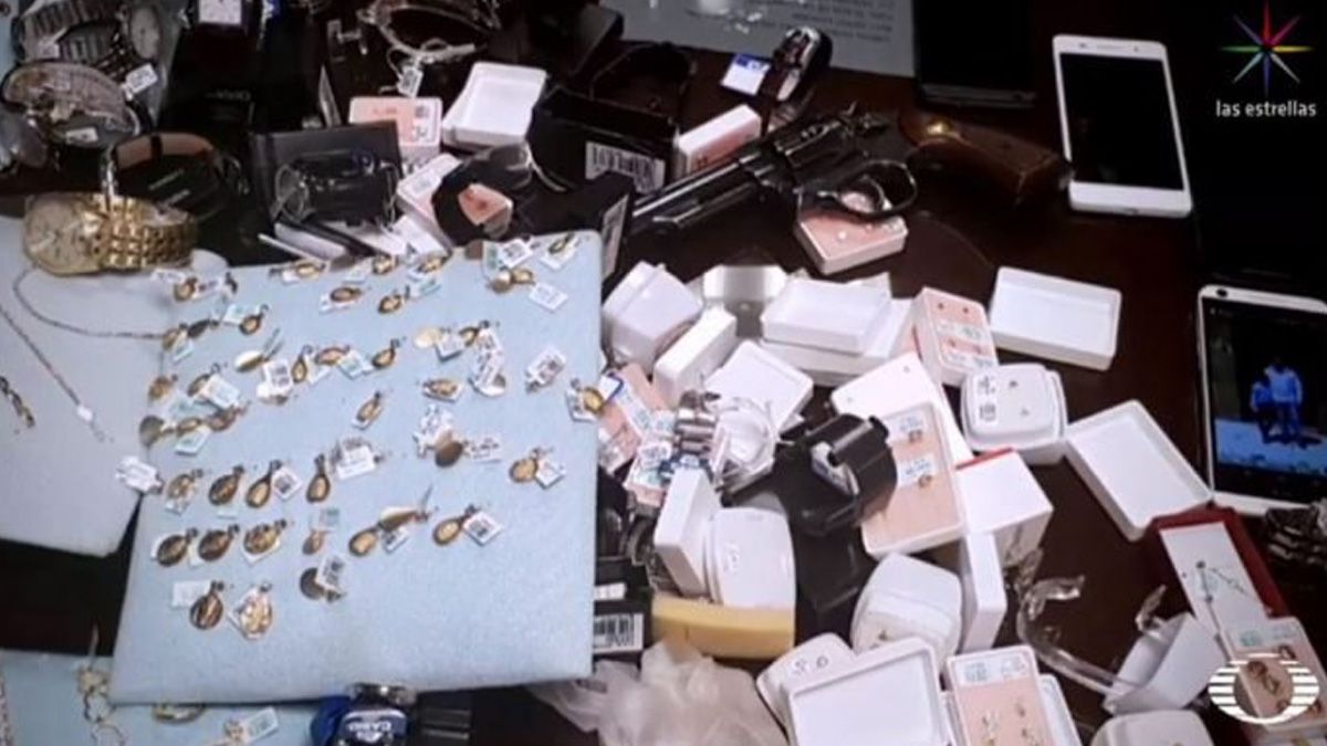 Destituyen a fiscal de Coyoacán por desaparición de joyas Destituyen a fiscal de Coyoacán por desaparición de joyas