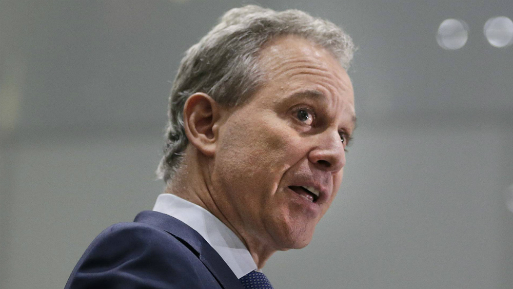 Renuncia fiscal estatal de Nueva York por acusaciones de maltrato - eric-schneiderman