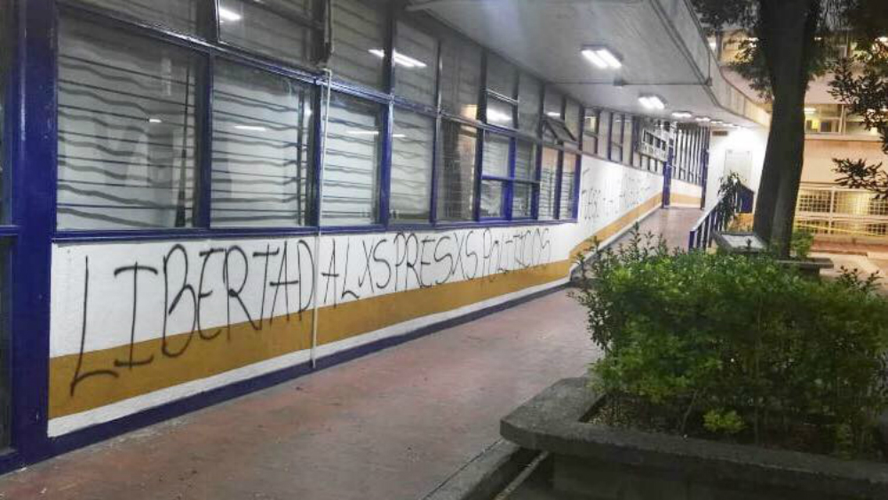 Roban y vandalizan a la Facultad de Derecho de la UNAM