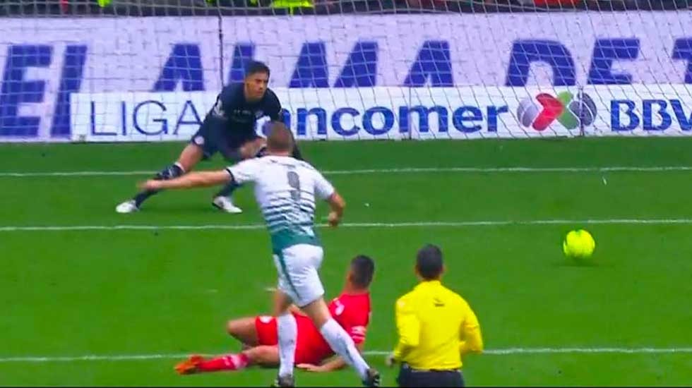 Santos es campeón del futbol mexicano - final-toluca-santos-primer-gol