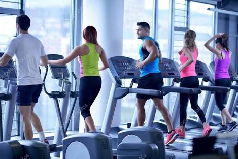 ¿Es mejor empezar con el cardio o con las pesas? - gimnasio-3-cardio-pesas