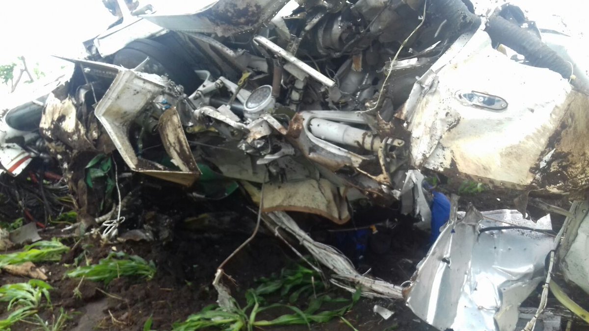 Mueren mexicanos tras desplome de avión pequeño en Guatemala - guatemala-desplome-avion