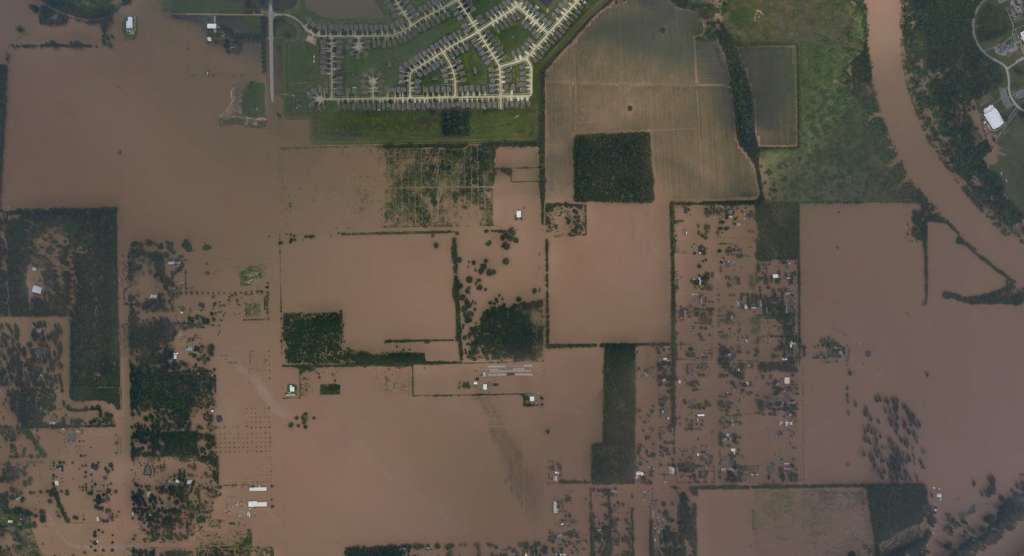 Imágenes satelitales del antes y después del huracán Harvey en Texas - harvey-satelite-huracan-texas-20