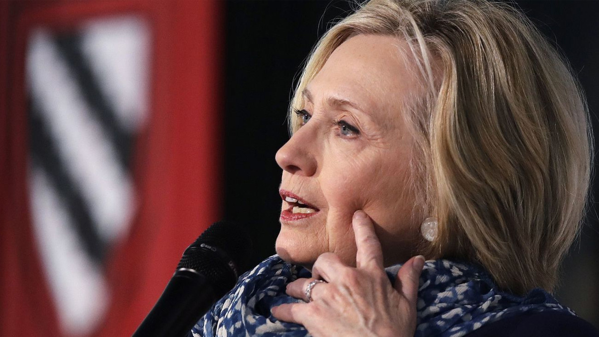 Hillary Clinton admite deseo de dirigir Facebook