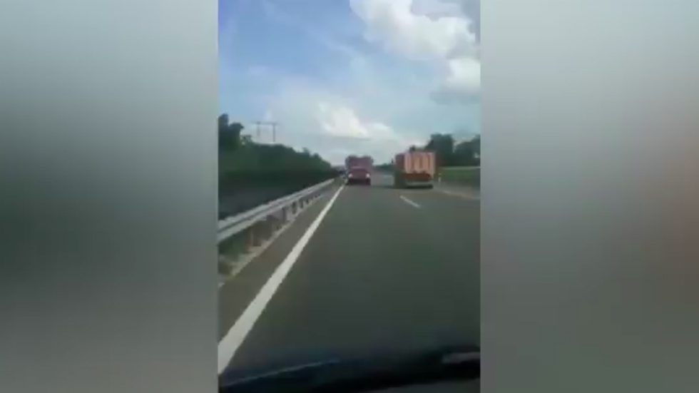 #Video Mueren nueve rumanos en accidente carretero en Hungría #Video Mueren nueve rumanos en accidente carretero en Hungría