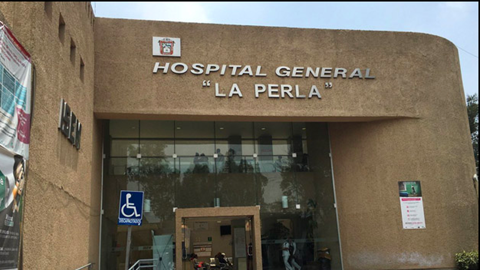 Baleado llega a hospital de Neza con tres cadáveres