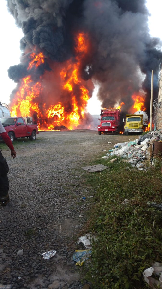 Incendio consume bodega en Tlaquepaque - incendio-bodega-tlaquepaque