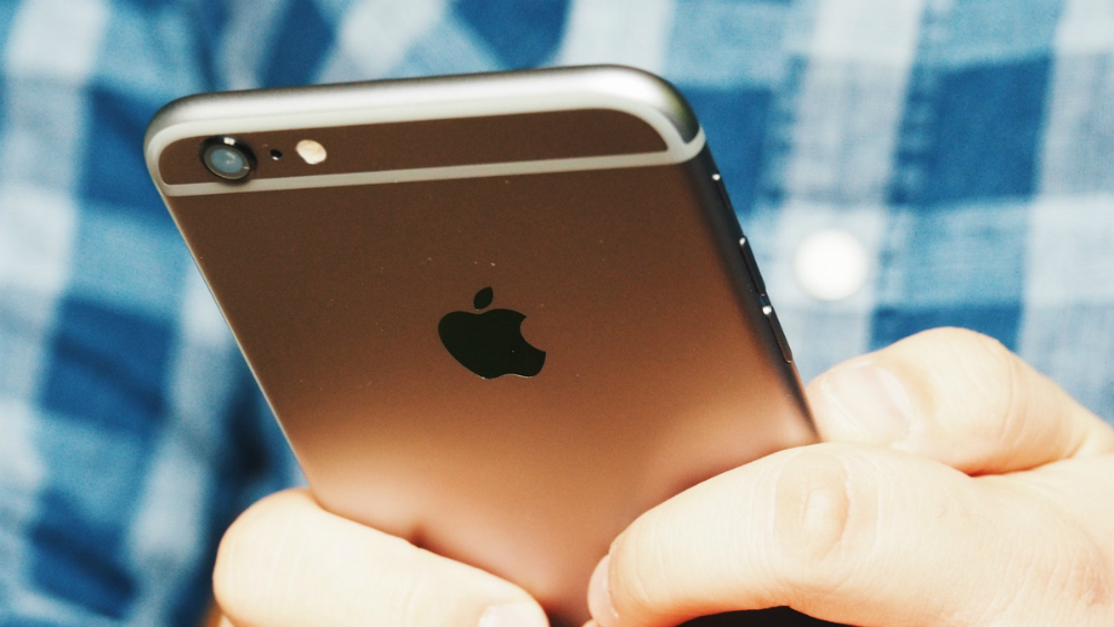 FBI exageró problema de celulares encriptados - iphone-1