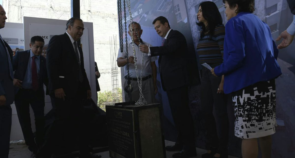 Inician reconstrucción de inmuebles en Iztapalapa - iztapalapa-ramon-amieva-reconstruccion-2