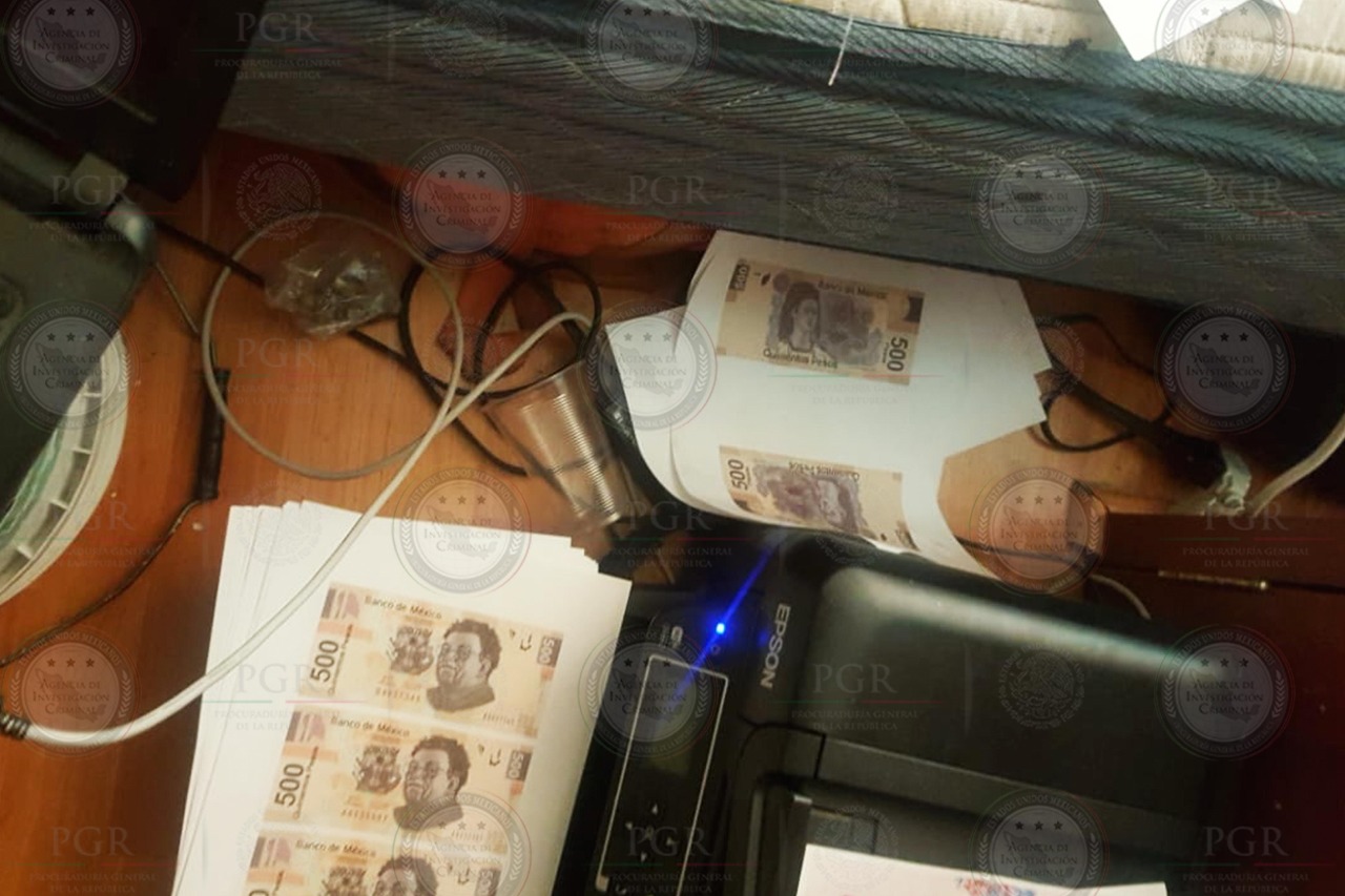 Desmantelan taller de billetes falsos en Iztapalapa - iztapalapa-taller-falsificacion-billetes-3