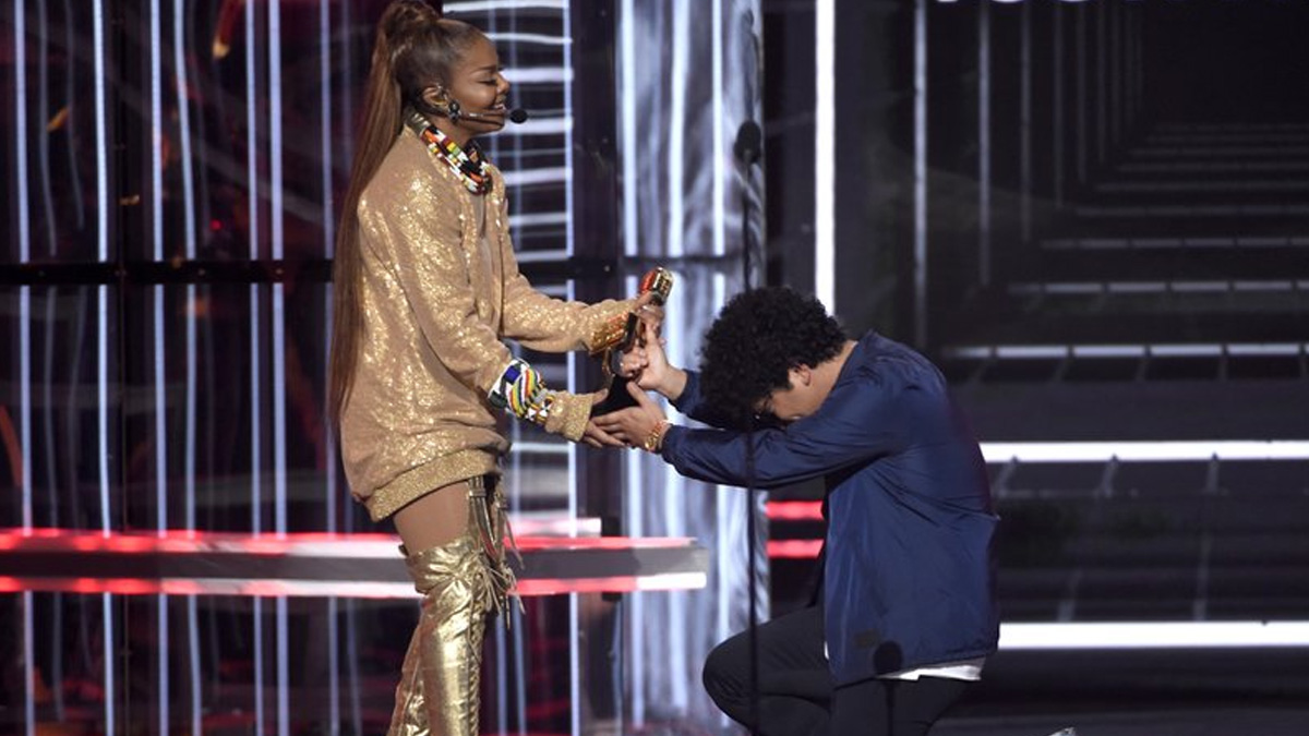 Ed Sheeran y Kendrick Lamar, máximos ganadores en los Billboard - janet-jackson-premio-billboard-reaparicion