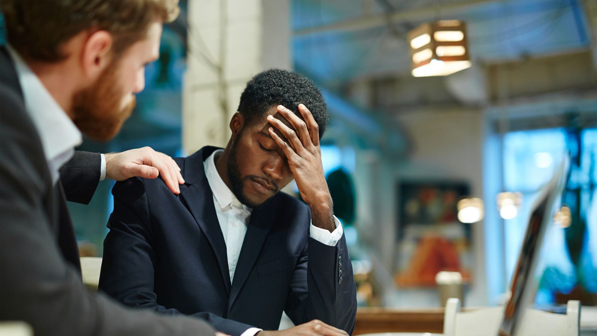 ¿Ser observado afecta nuestro rendimiento en el trabajo?