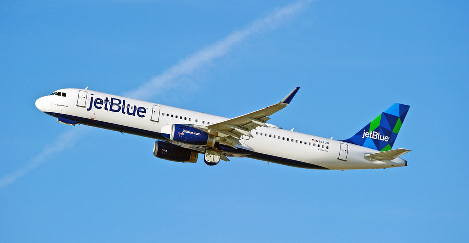 JetBlue Airways ofrecerá vuelos diarios de Nueva York a Ciudad de México - jetblue-plane-e1510351724646