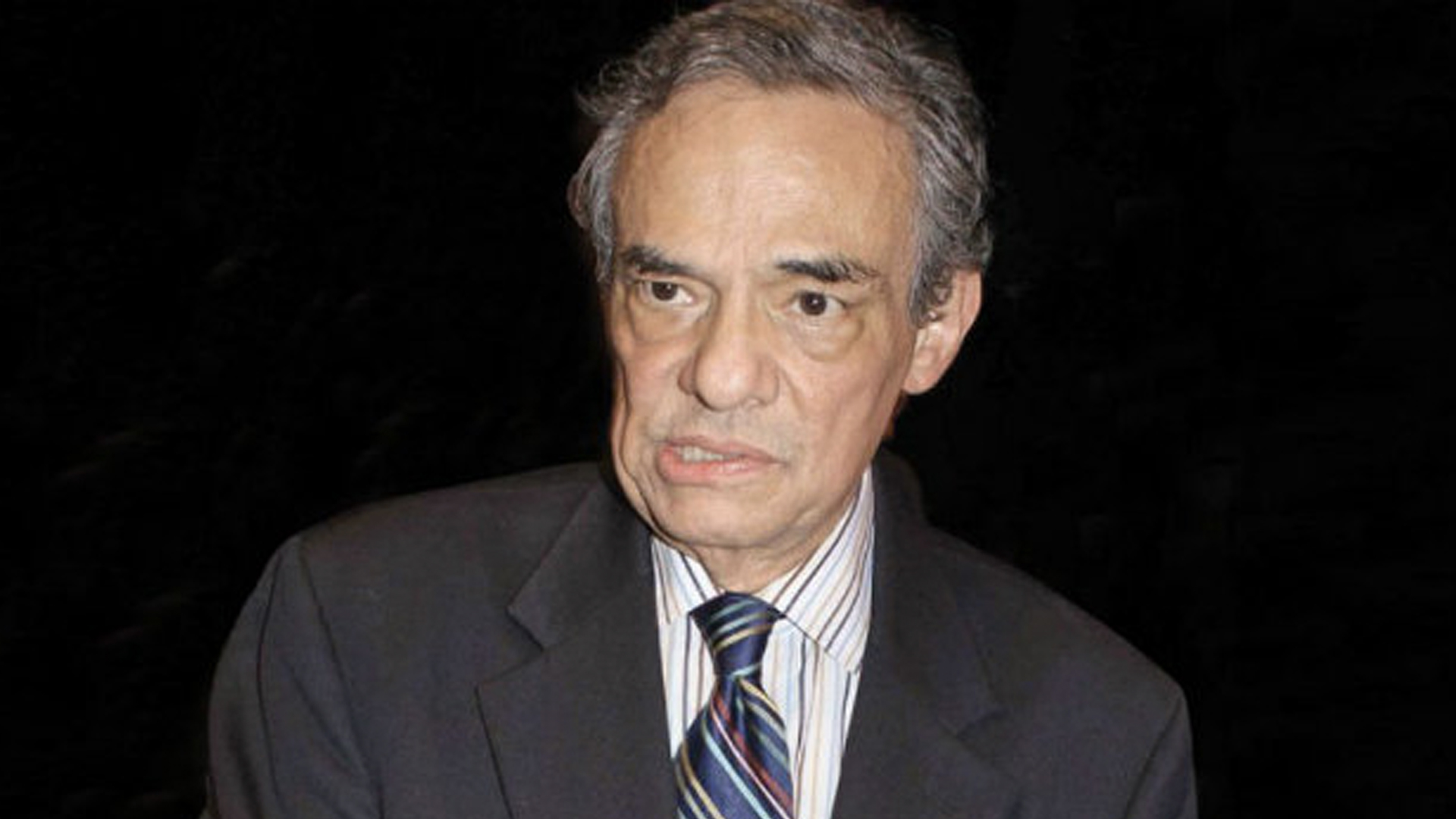 José José se mantiene estable en hospital de Florida