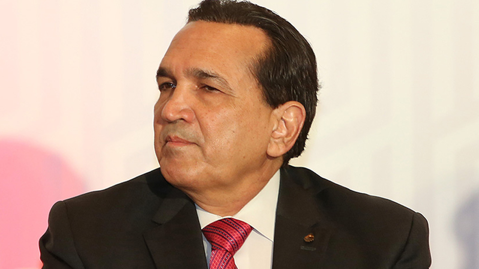 Concanaco pide diálogo abierto tras conflicto entre AMLO y empresarios