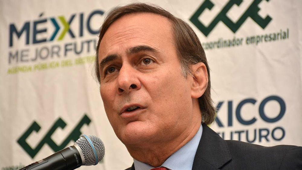 "Ni somos ladrones, ni explotadores": CCE a AMLO - juan-pablo-castanon2