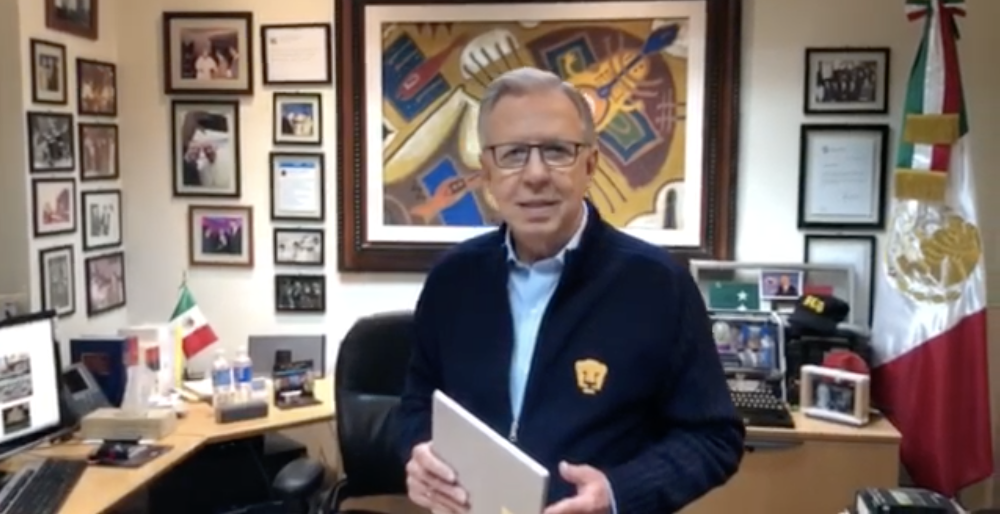 ¡Las noticias! Bloqueos de la CNTE afectan a miles de vacacionistas