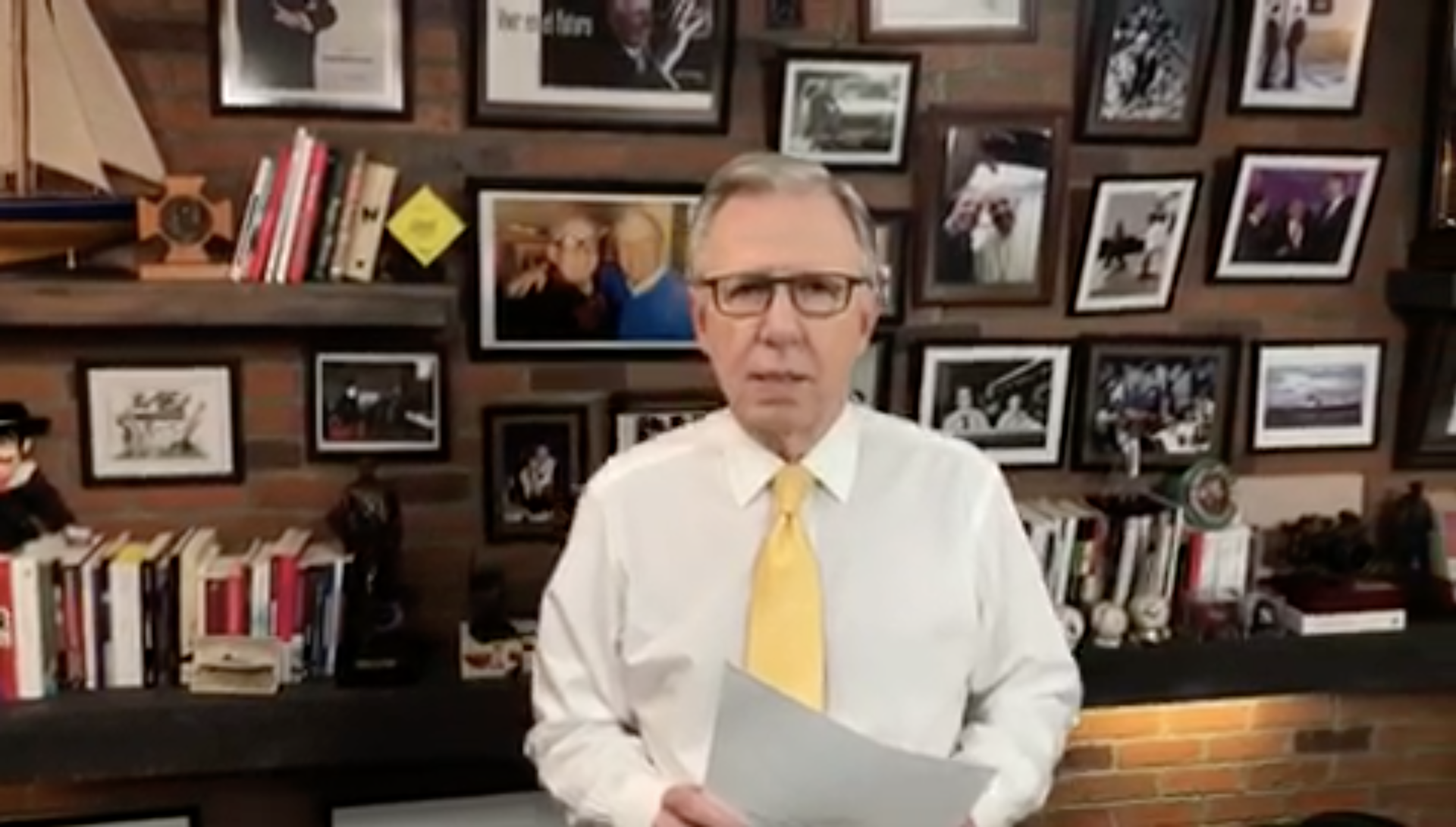 ¡Las noticias! Emboscan y matan a militares en Guerrero