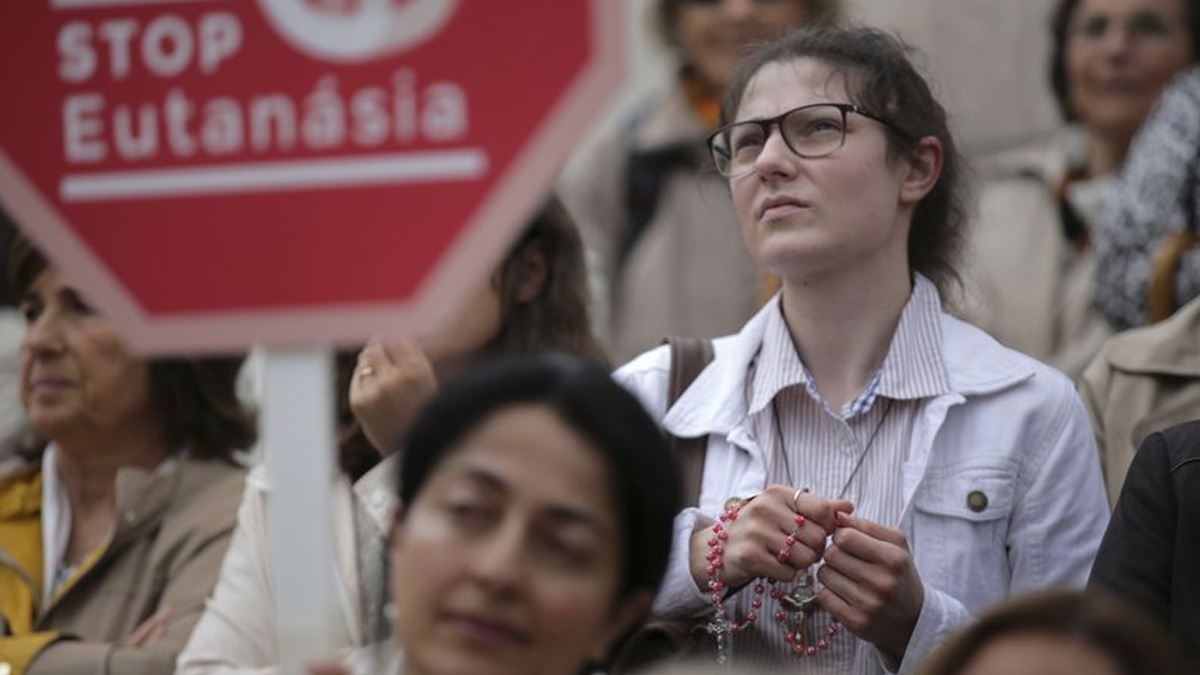Portugal rechaza legalizar el aborto y la eutanasia - legalizacion-aborto-portugal