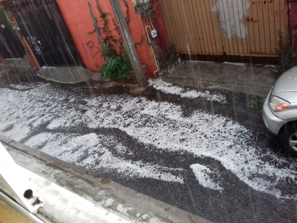 Granizo golpea tres delegaciones, inundaciones afectan Tlalpan - lluvia-granizo-magdalena-de-las-salinas-cdmx-3