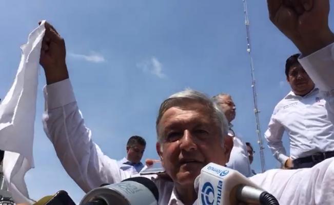"No va a haber pleito con los empresarios": López Obrador - lopez-obrador-empresarios-paunuelo-blanco