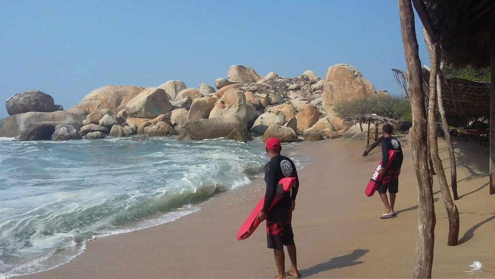 Alertan por mar de fondo en Guerrero y Oaxaca