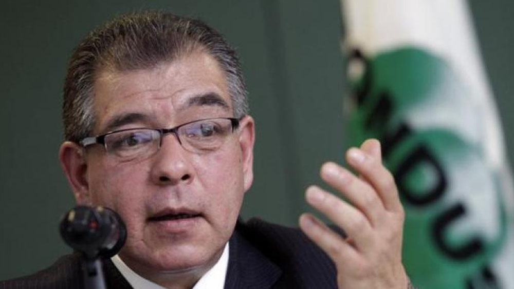 Dinero de usuarios está seguro pese a robo a bancos: Condusef