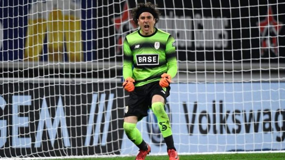 Guillermo Ochoa y Standard de Lieja jugarán la Champions League