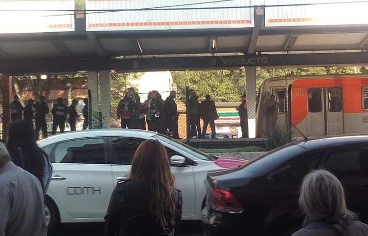 Hombre se suicida en Metro Viaducto - metro-viaducto-2