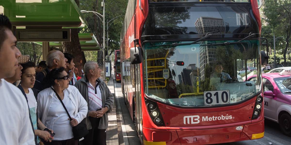Acuerdan transportistas medidas de seguridad para usuarios - metrobus