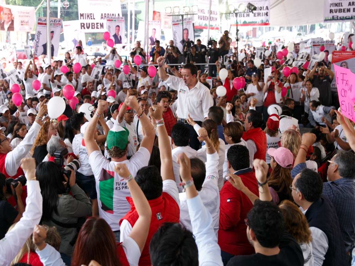 Mikel Arriola reta a Alejandra Barrales a someterse a prueba del polígrafo