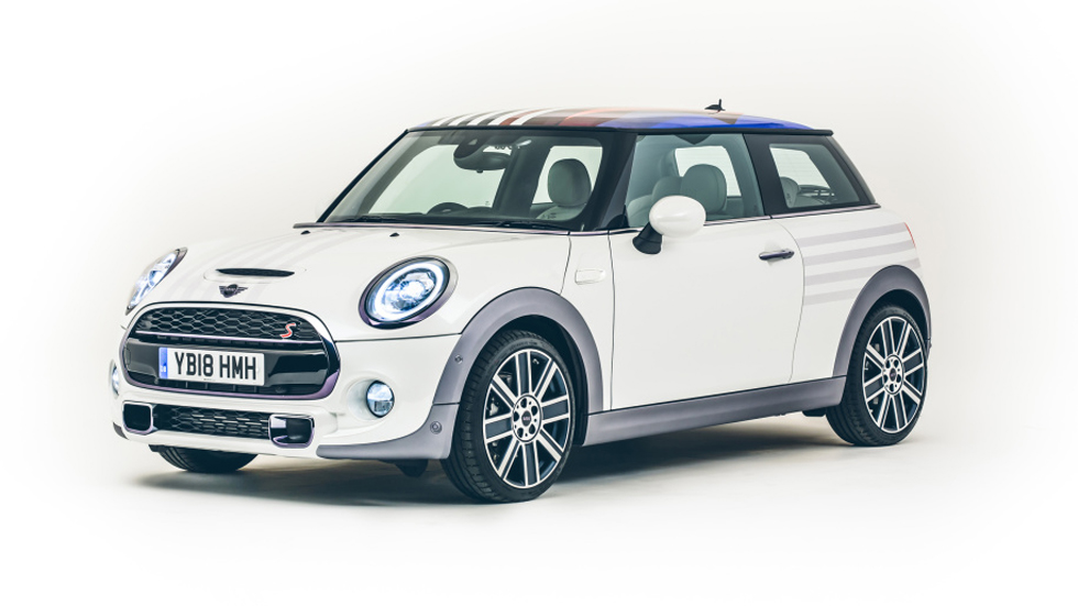 MINI lanza edición especial del Cooper de la boda real