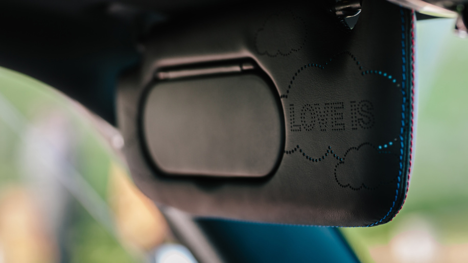 MINI lanza edición especial del Cooper de la boda real - mini-cooper-royal-wedding-7