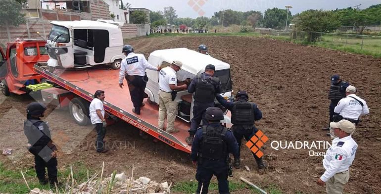 Aseguran 35 mototaxis irregulares en Oaxaca - mototaxis-manifestacion-oaxaca-2