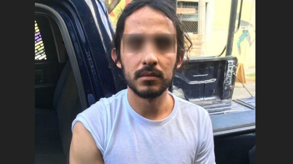 Capturan a narcomenudista cerca de Colegio de Bachilleres 2