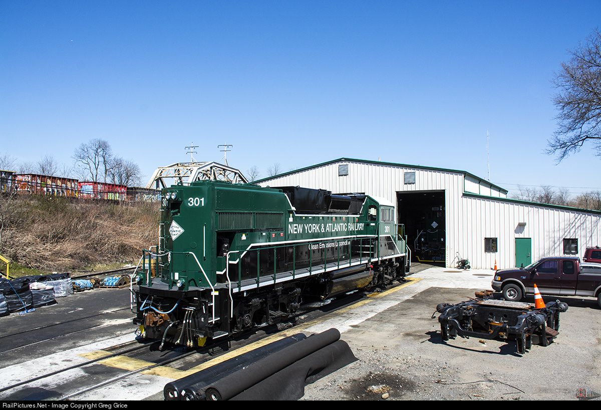 Hispanos demandan a empresa de trenes de NY por discriminación - ny-atlantic-railroad