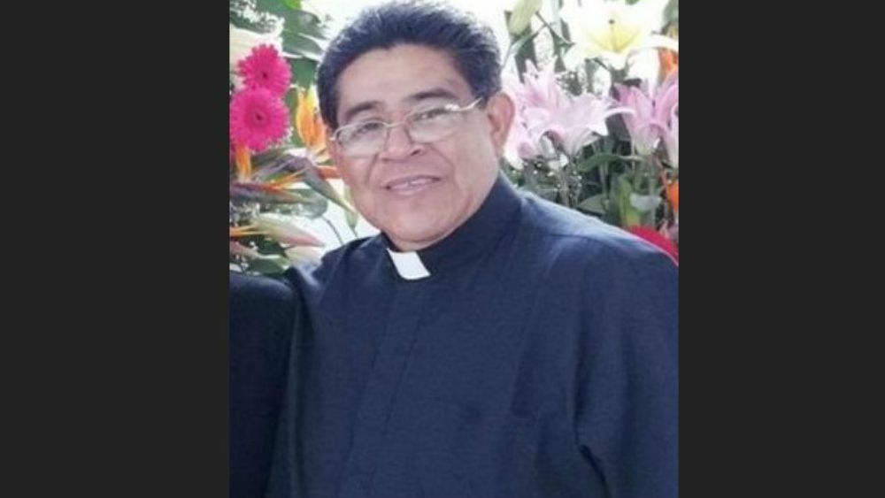 Alertan sobre presunto sacerdote que estafa a fieles en la Ciudad de México