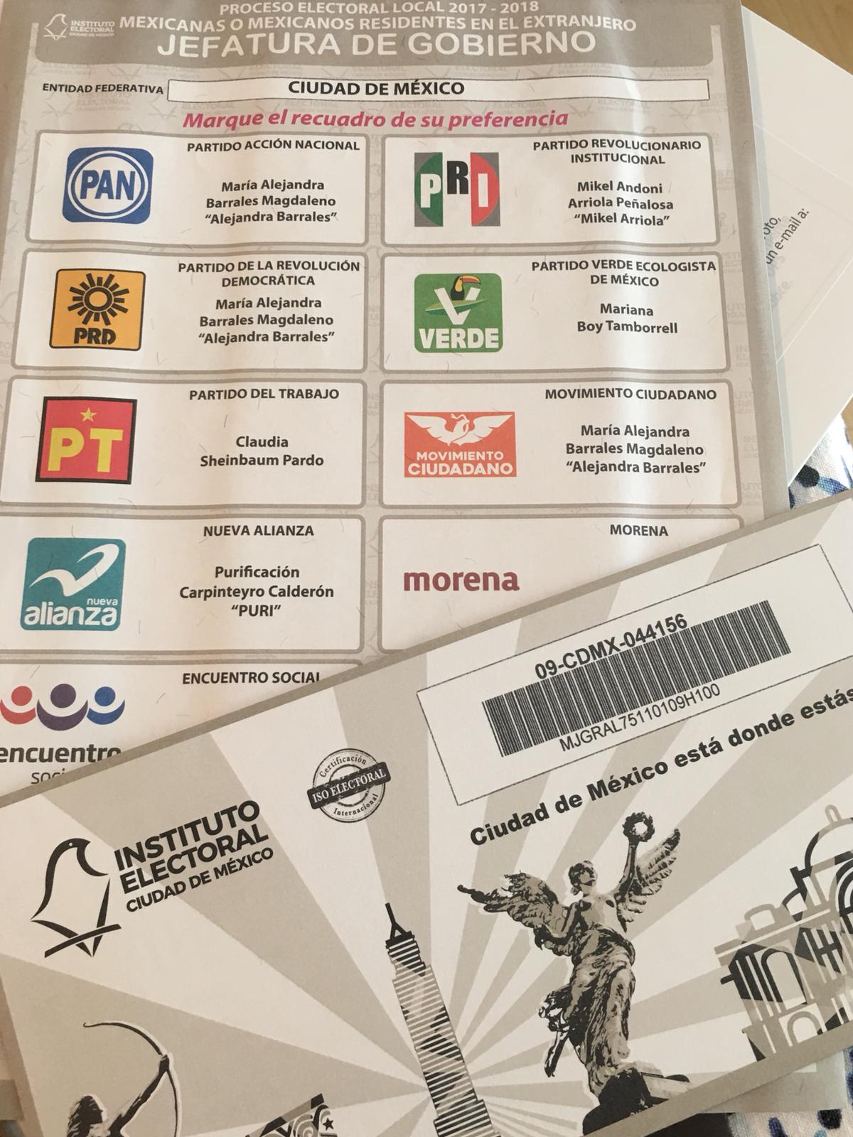 Mexicanos en el extranjero comienzan a recibir paquetes para votar - paquete-ine-extranjero-2