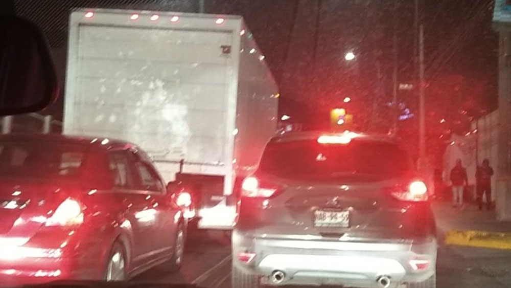 Choque en el segundo piso de Periférico