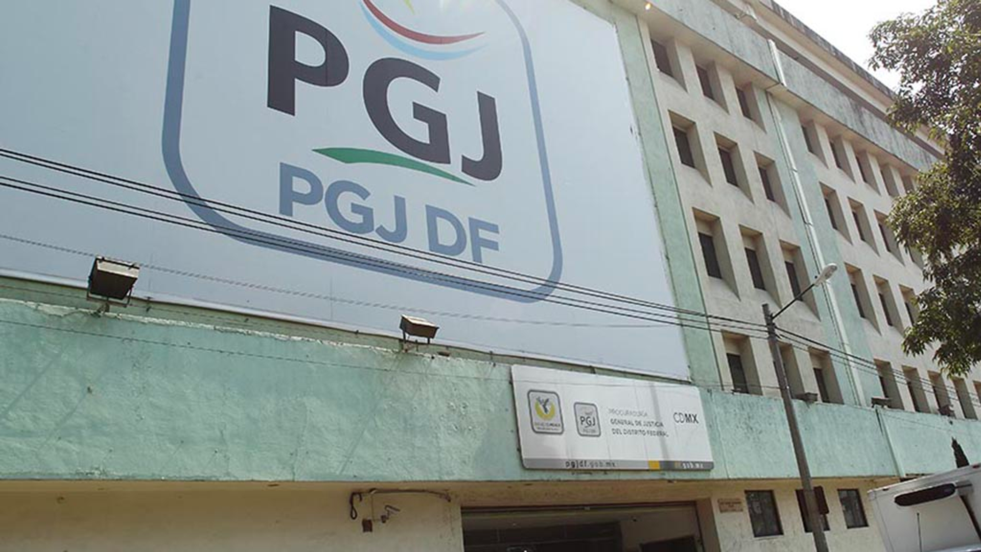 Investigan muerte de estudiante de la UNAM en Coyoacán