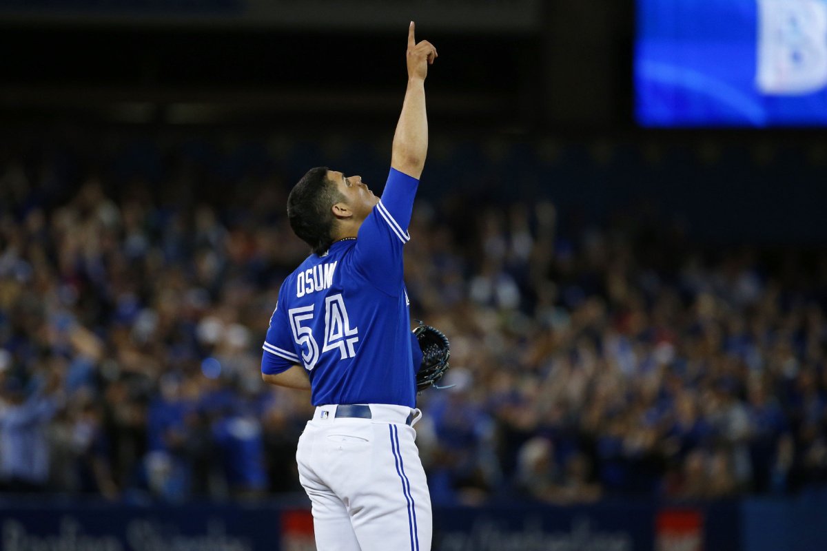 Acusan a Roberto Osuna de agresión - roberto-osuna