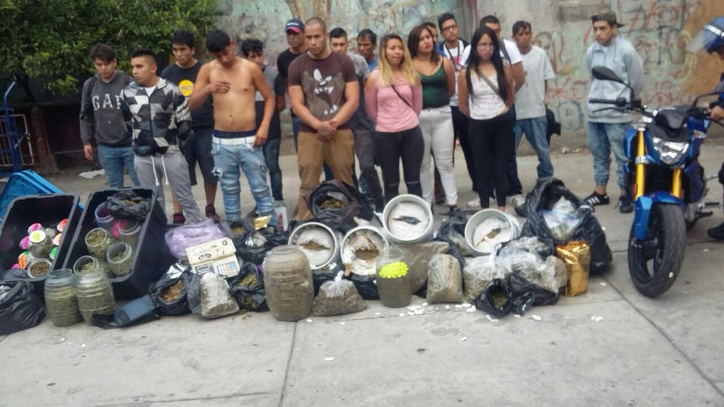 Detienen a 18 en operativo contra el narcomenudeo en Tepito - tepito-operativo-narcomenudeo-2