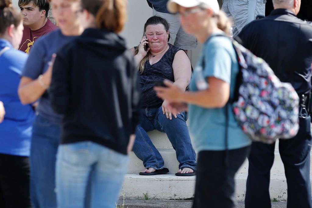Tiroteo en escuela de Texas deja al menos 10 muertos - tiroteo-texas-muertos